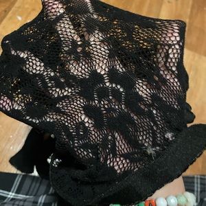 FREE with a bundle 💛 2 pairs of floral fishnets !